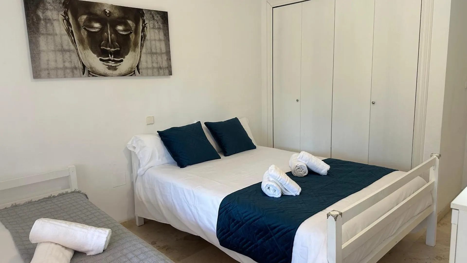 Apartamento En Marbella Guadalmina Primera Linea De Campo De Golf Los Cartujanos Apartment