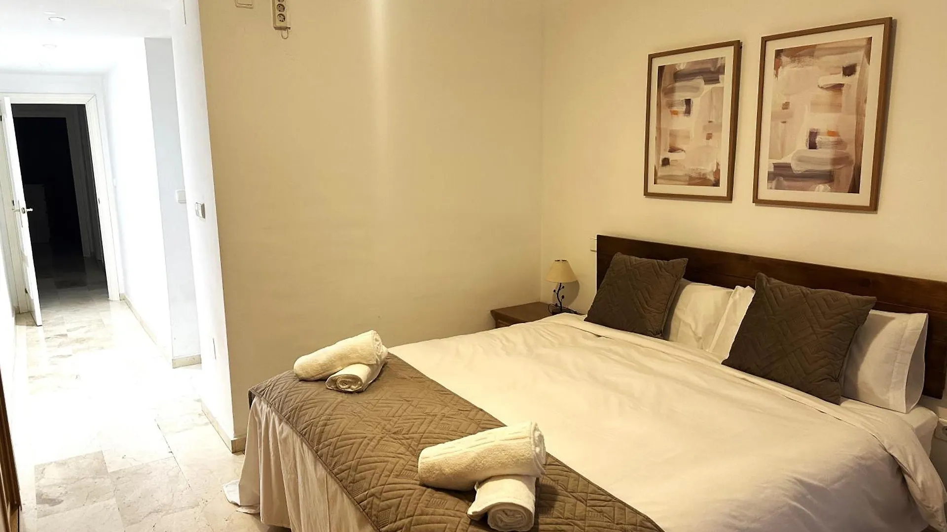 Apartamento En Marbella Guadalmina Primera Linea De Campo De Golf Los Cartujanos